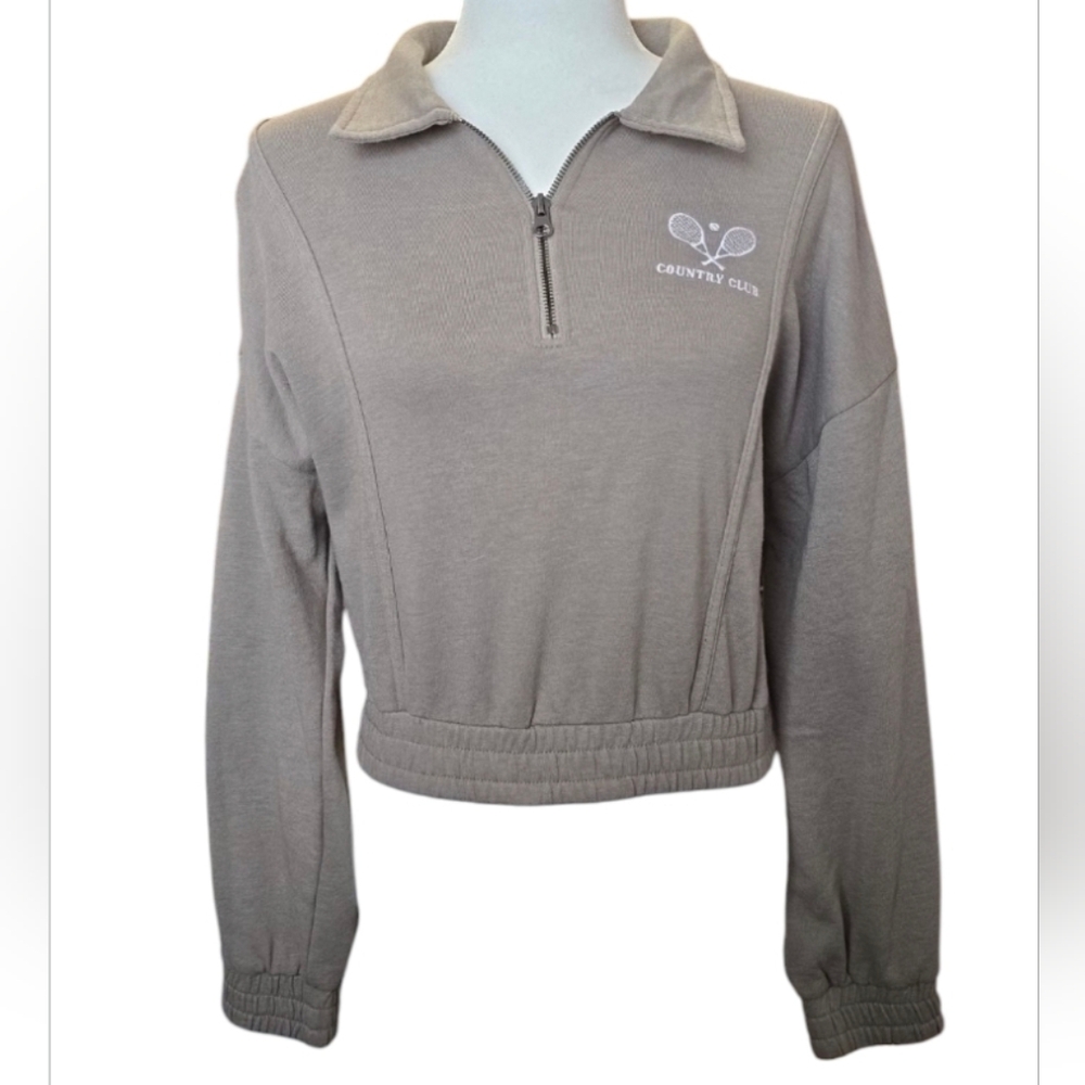 Cut & Paste Quarter Zip Cropped Long Sleeve Top. Size Medium